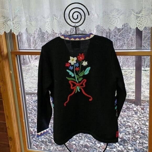 Storybook Knits Vintage Knitted Folkloric Garden Floral‎ ButtonSz M Cardigan - Picture 6 of 11